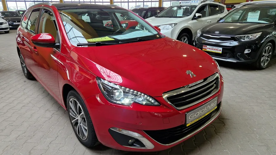 PEUGEOT 308 -