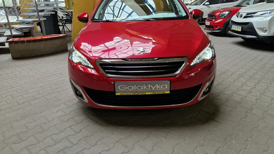PEUGEOT 308 -