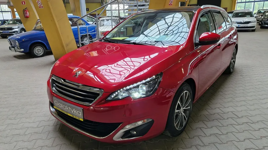 PEUGEOT 308 -