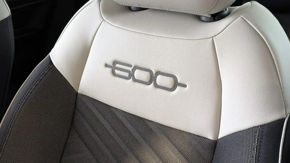 FIAT 600 -
