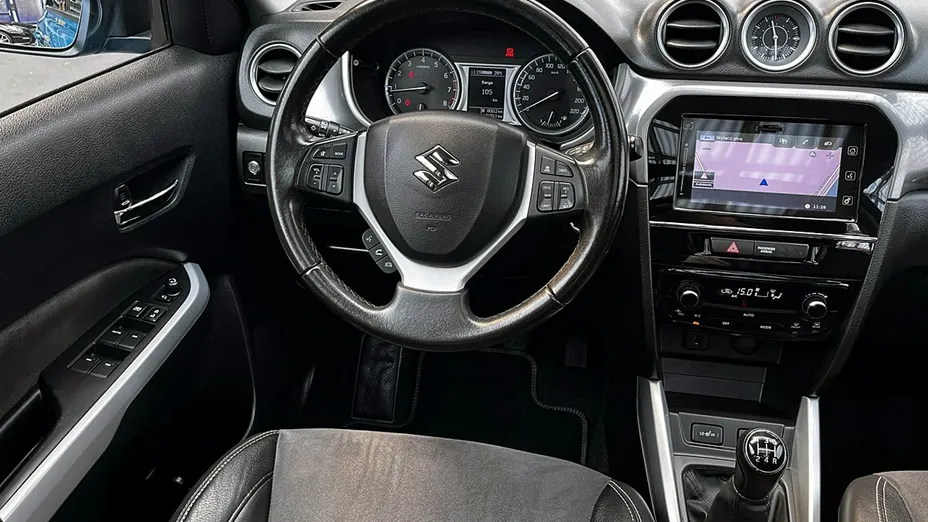 SUZUKI Vitara -