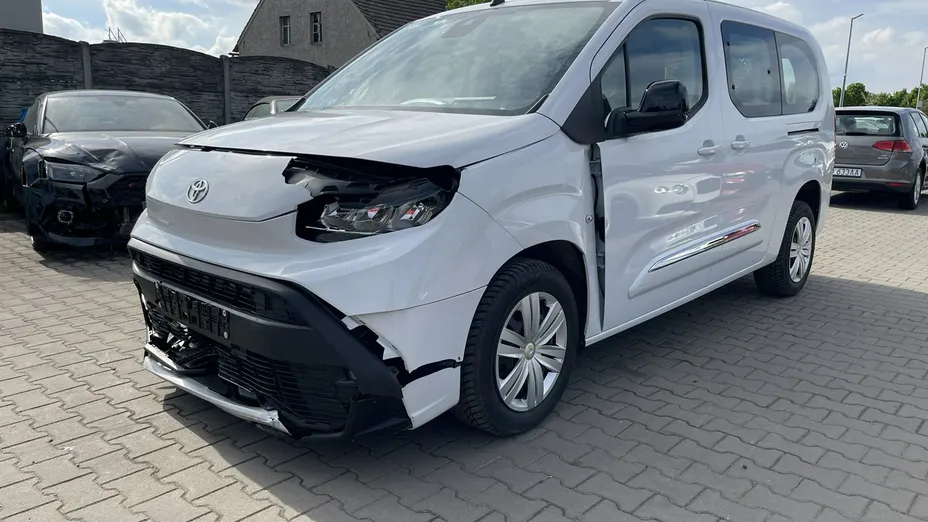 TOYOTA Proace City Verso -