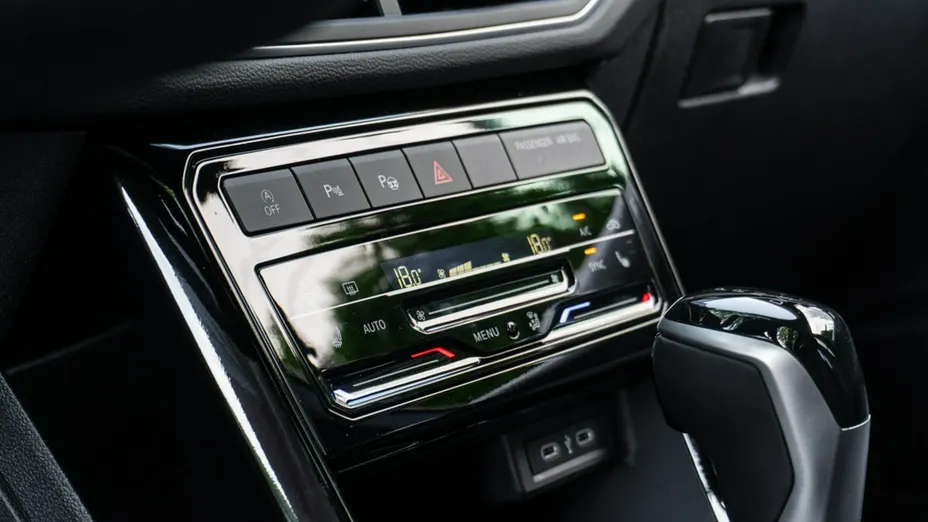 VOLKSWAGEN T-Cross -