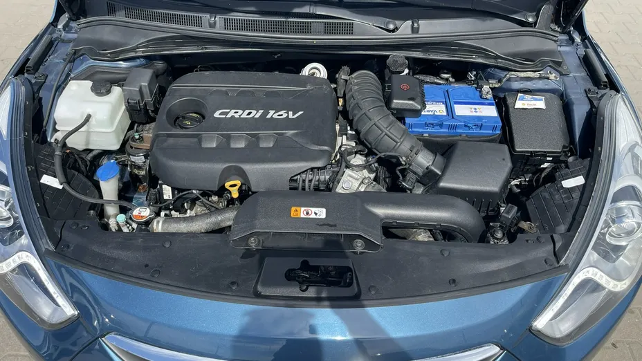 HYUNDAI i40 -