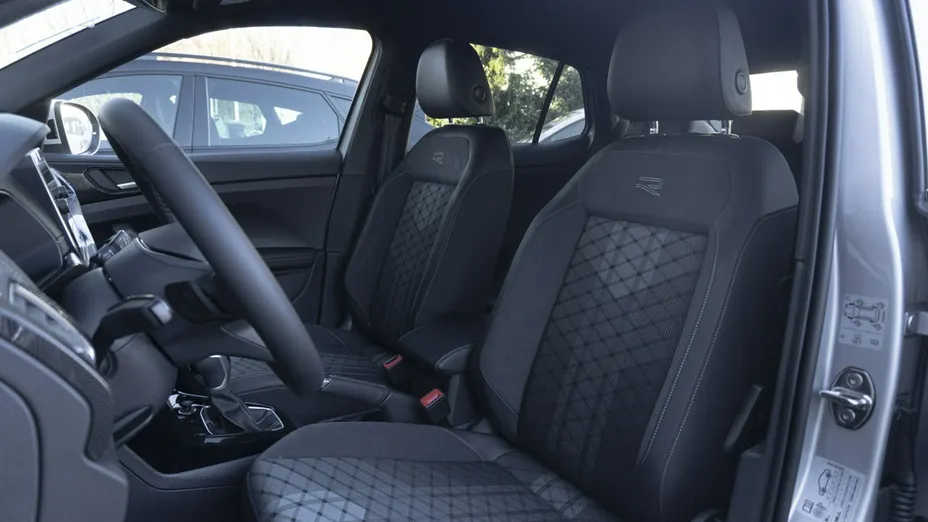 VOLKSWAGEN T-Cross -