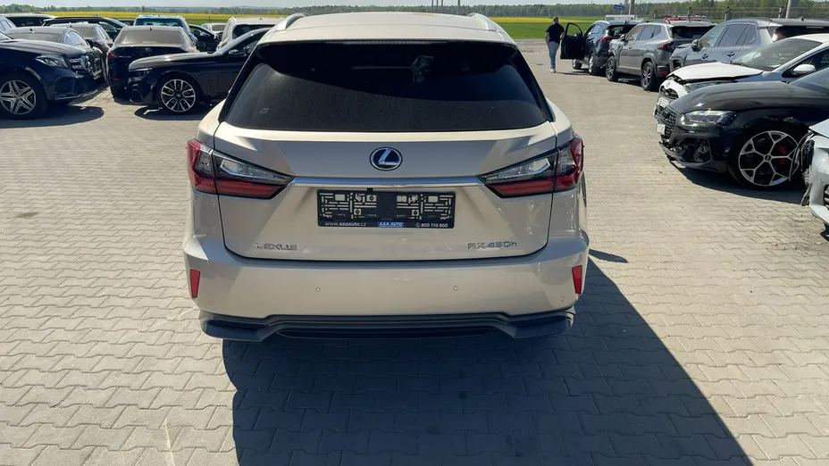 LEXUS RX -