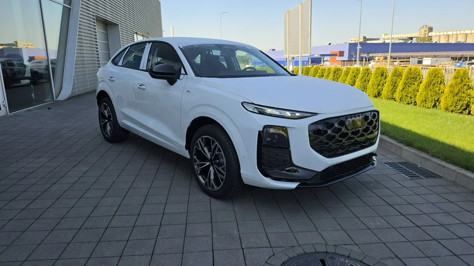 AUDI Q3 Sportback -