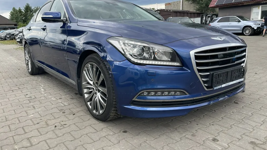 Genesis G80 -