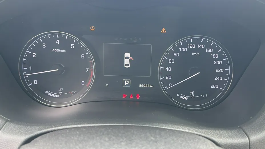 Genesis G80 -