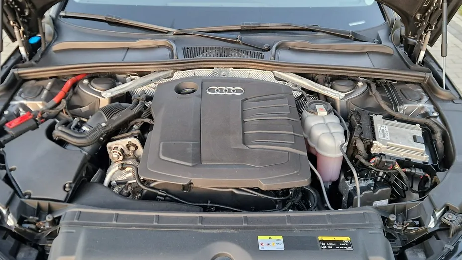 AUDI A4 -