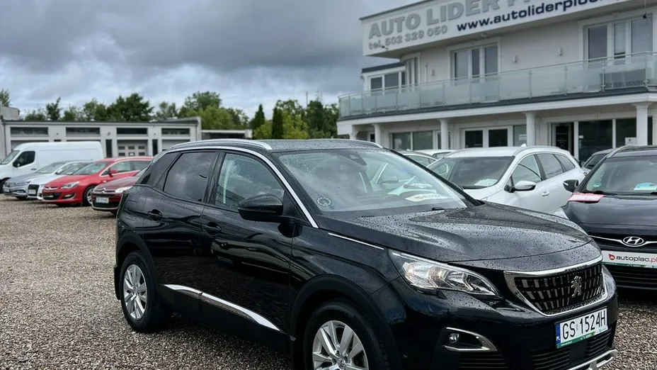 PEUGEOT 3008 -