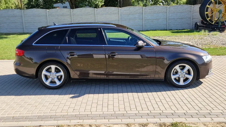 AUDI A4 Avant -