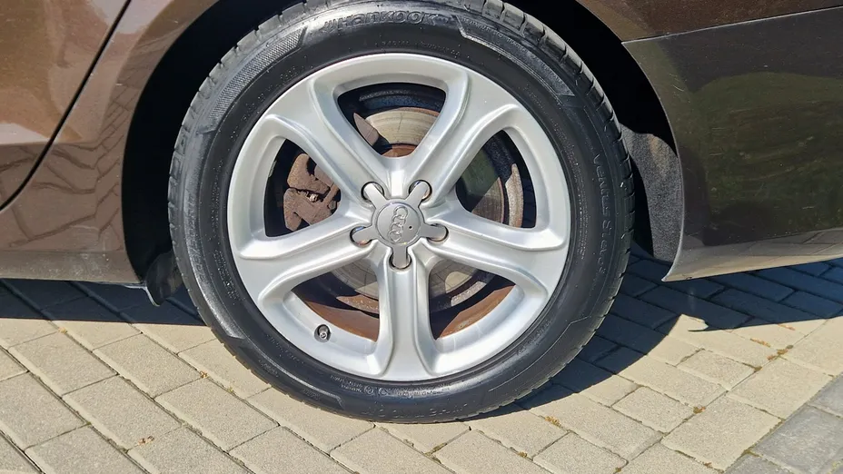 AUDI A4 Avant -