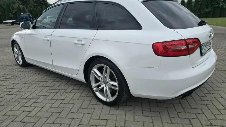 AUDI A4 Avant -