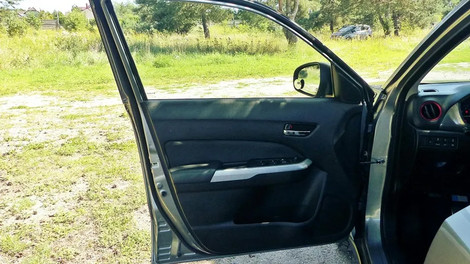 SUZUKI Vitara -