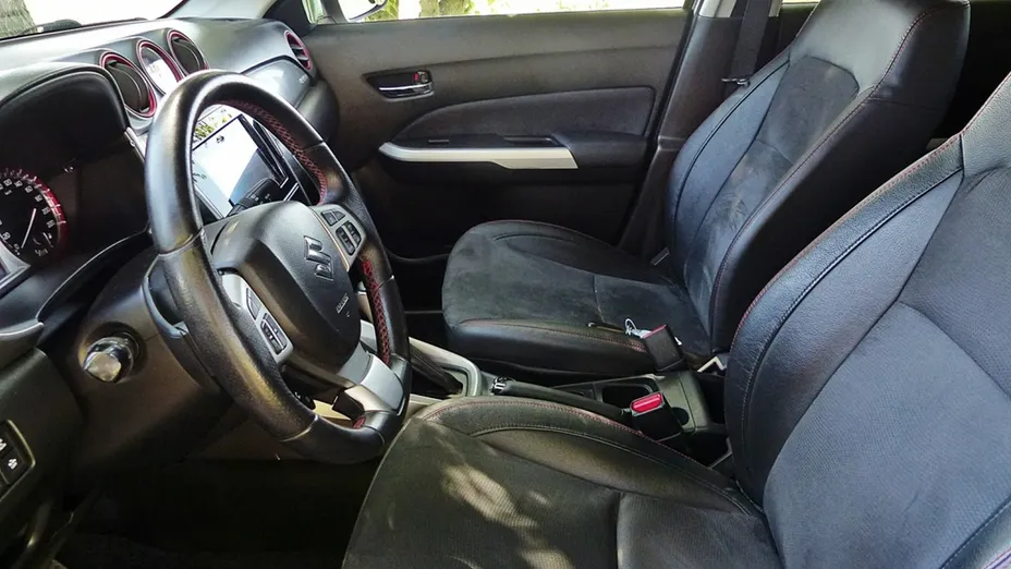 SUZUKI Vitara -