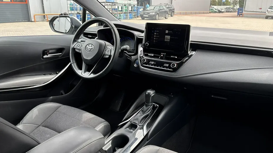 TOYOTA Corolla -