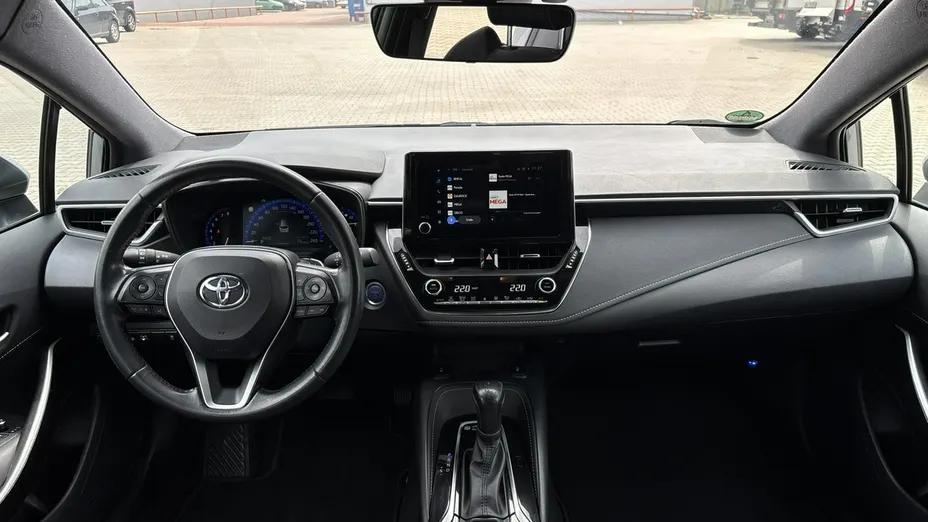 TOYOTA Corolla -