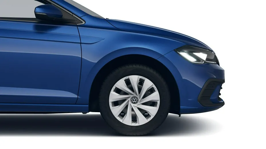 VOLKSWAGEN Polo -