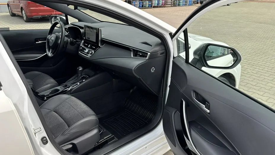 TOYOTA Corolla -