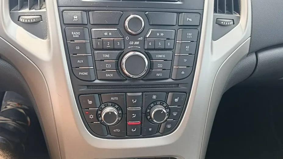 OPEL Astra -