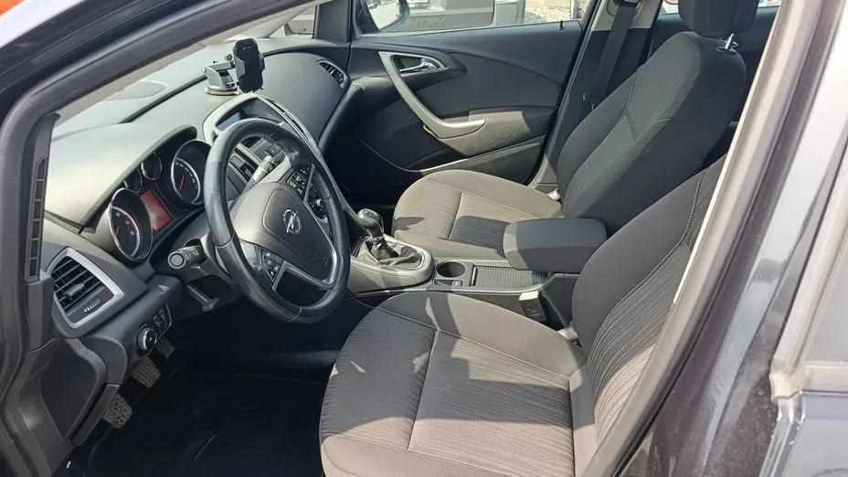 OPEL Astra -