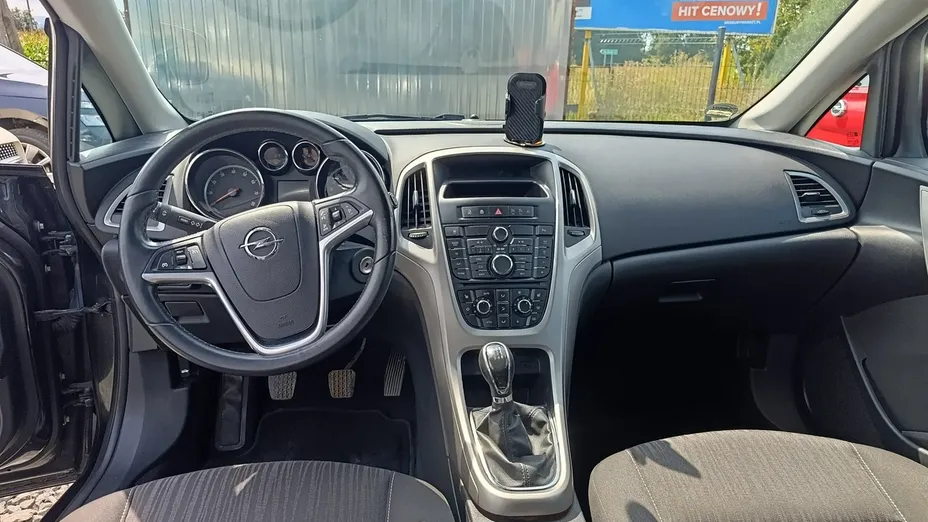 OPEL Astra -