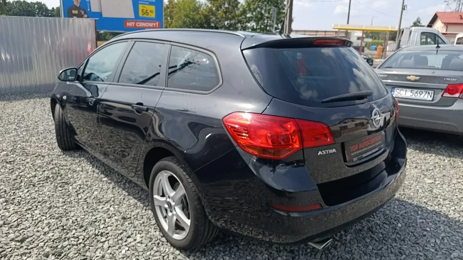 OPEL Astra -