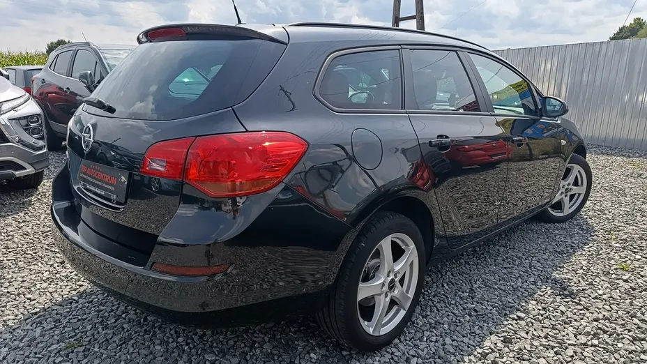 OPEL Astra -
