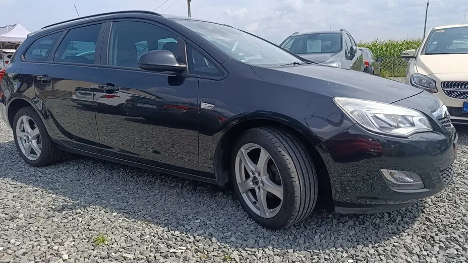 OPEL Astra -