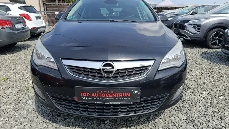 OPEL Astra -