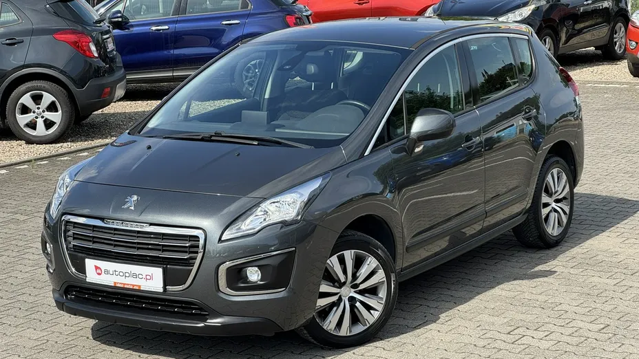 PEUGEOT 3008 -