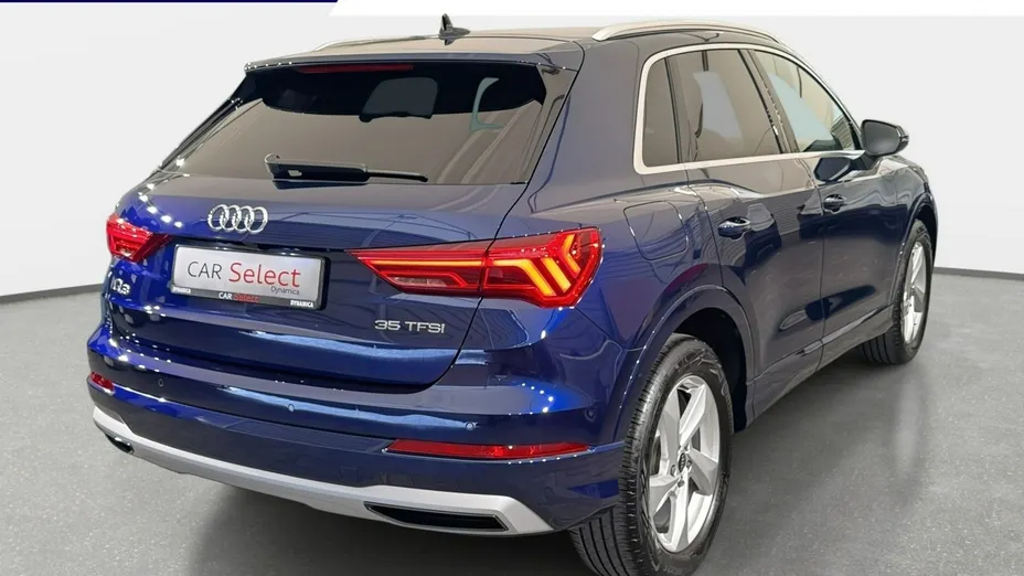 AUDI Q3 -