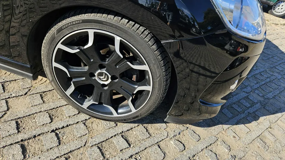 CITROEN DS3 -
