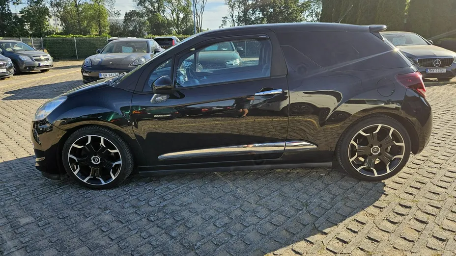 CITROEN DS3 -