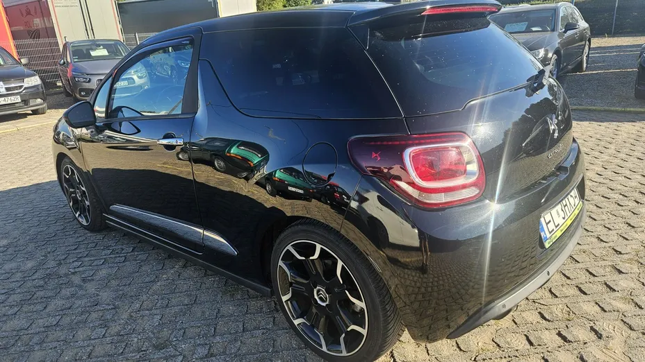 CITROEN DS3 -
