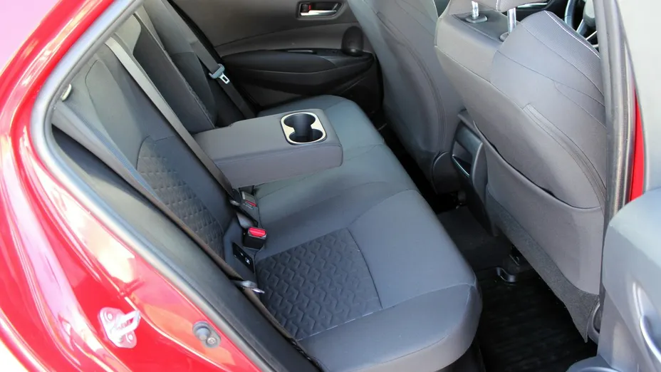 TOYOTA Corolla -