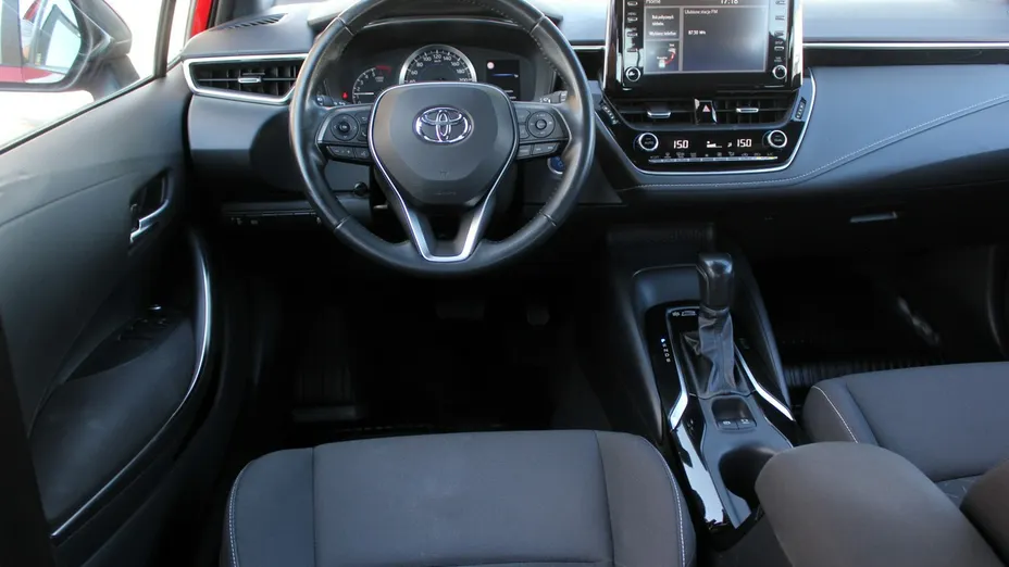 TOYOTA Corolla -