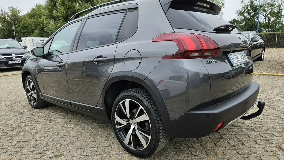 PEUGEOT 2008 -