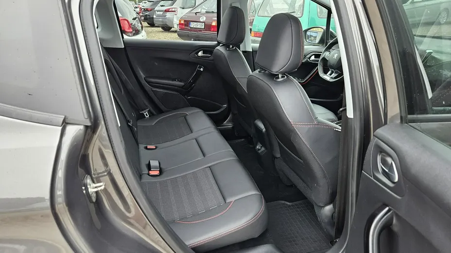 PEUGEOT 2008 -