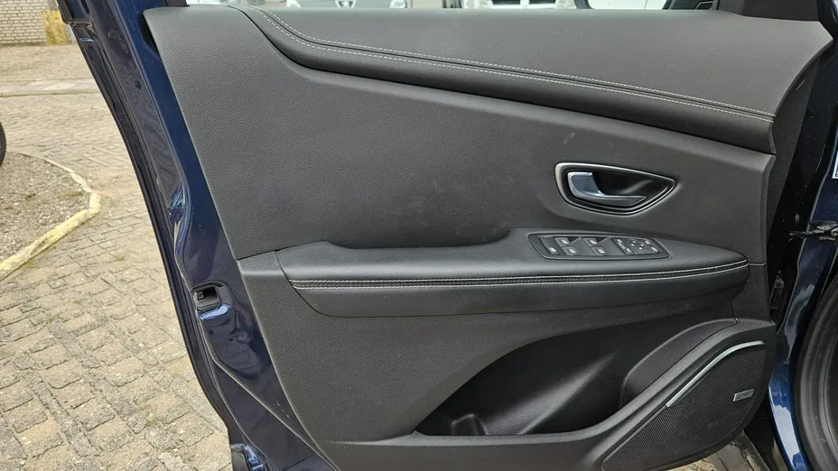 RENAULT Grand Scenic -