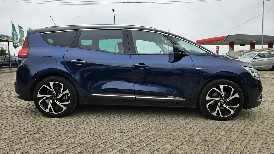 RENAULT Grand Scenic -