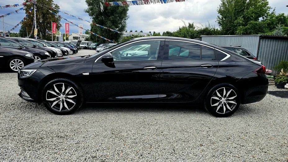 OPEL Insignia -