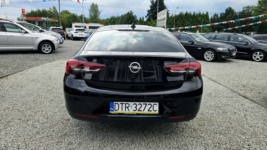 OPEL Insignia -