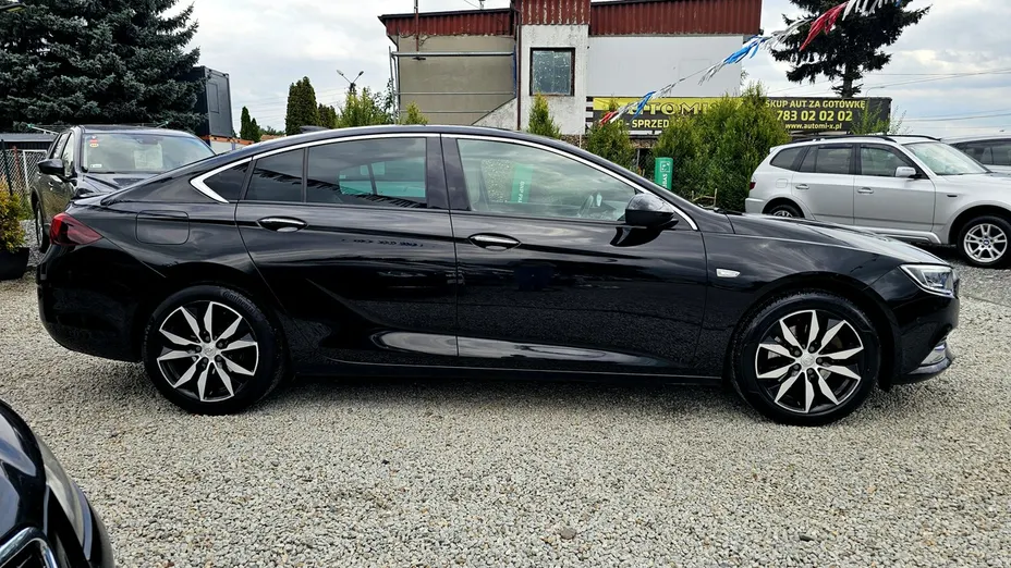 OPEL Insignia -
