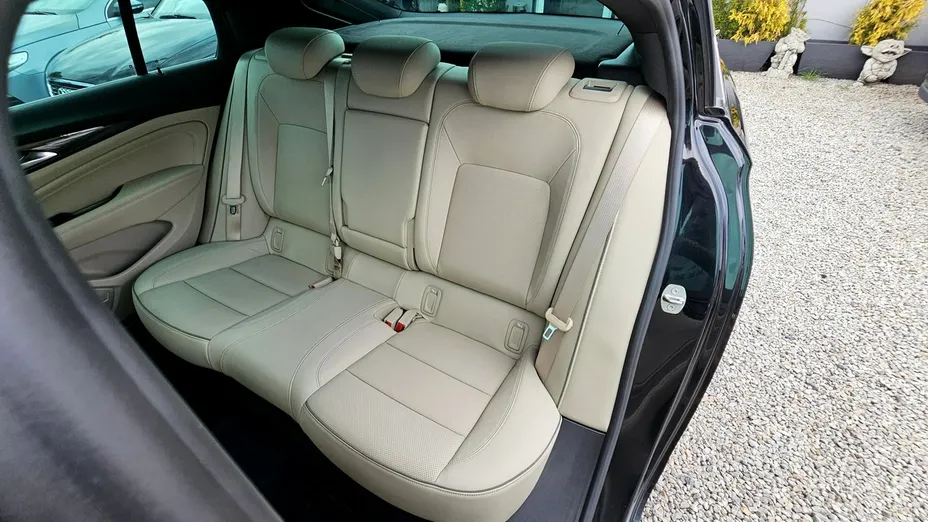 OPEL Insignia -