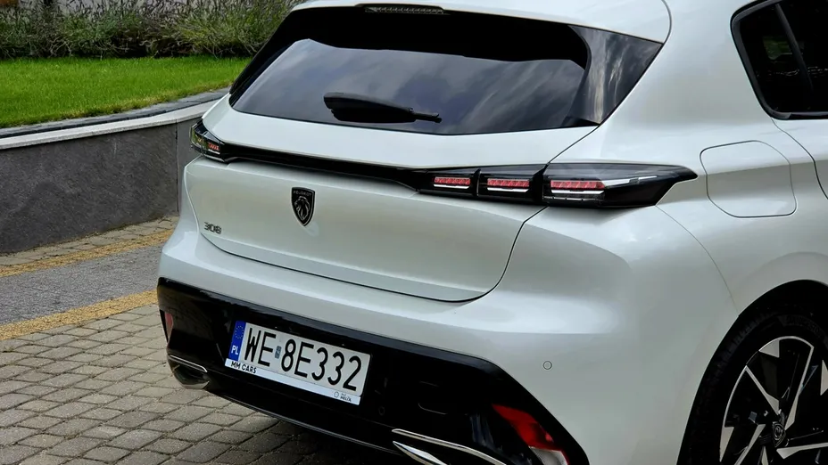 PEUGEOT 308 -
