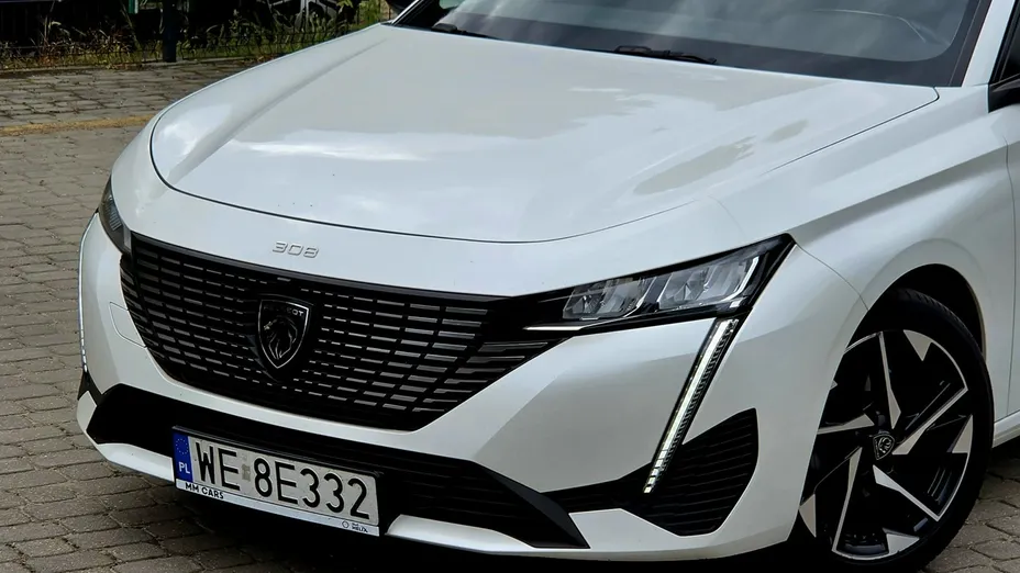 PEUGEOT 308 -