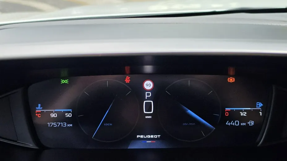 PEUGEOT 308 -