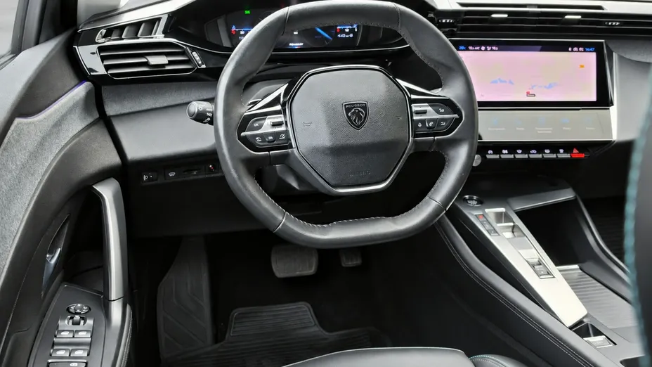 PEUGEOT 308 -